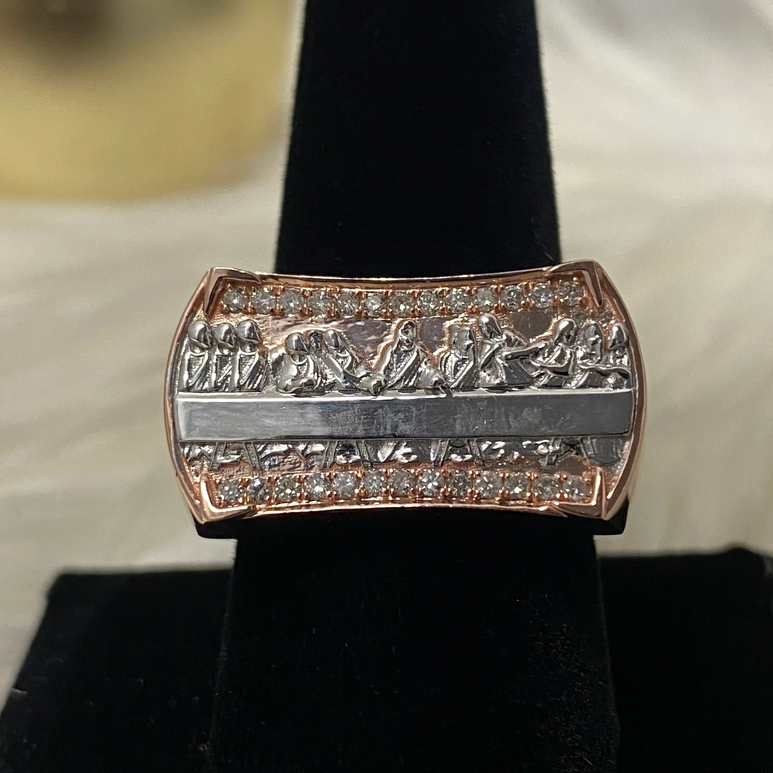 10K Rose-White Gold Diamond Last Supper Ring 0.29Ct Dia / 8.8gr / Size 10