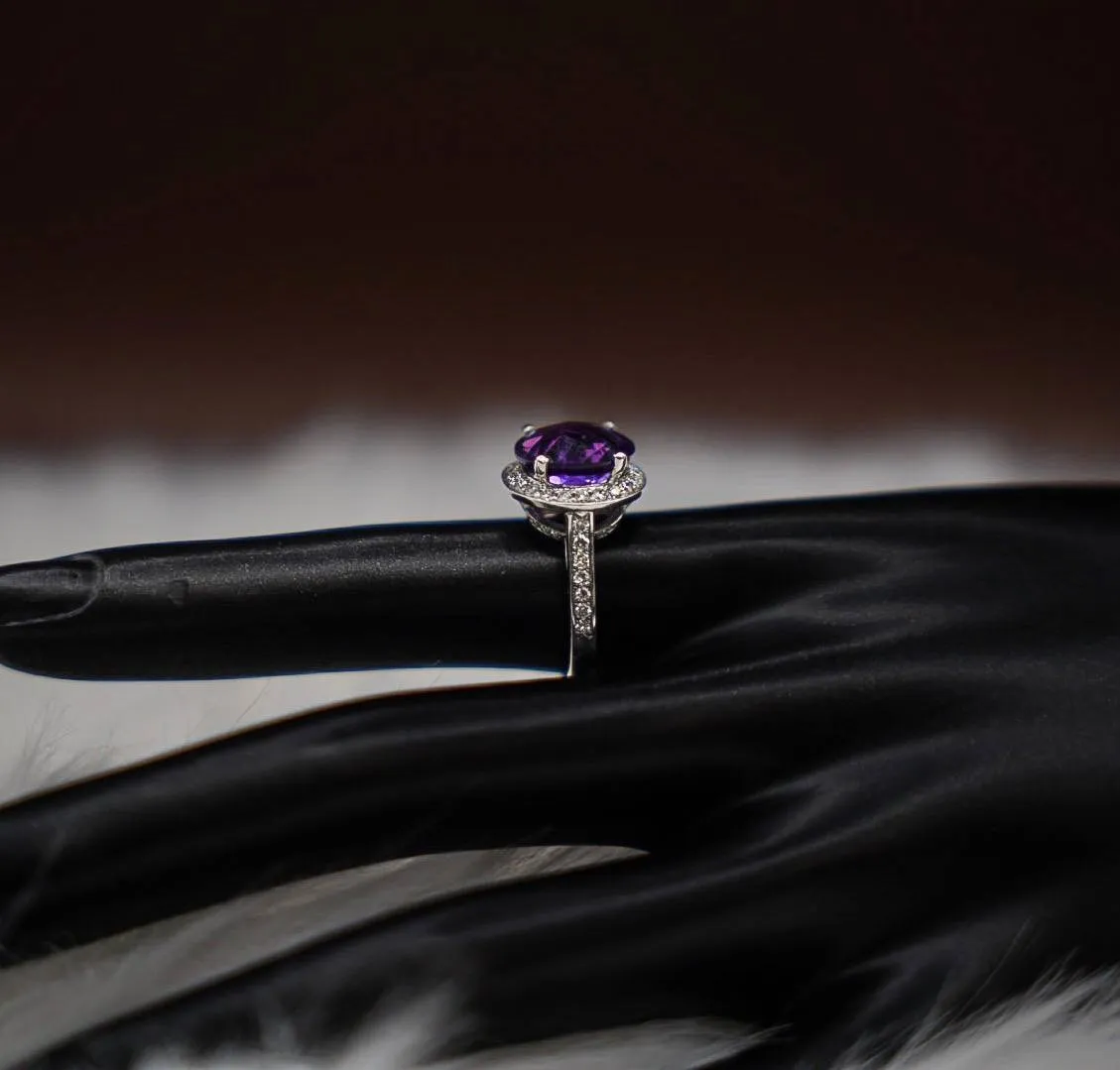 Amethyst Ring 14K White Gold With Diamonds / 6.5gr / Size 6.5