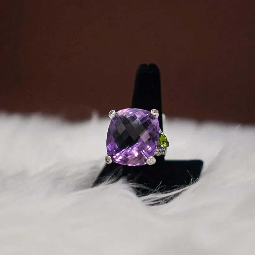 Amethyst Ring 18K White Gold With Sapphire / 30.3gr / Size 10