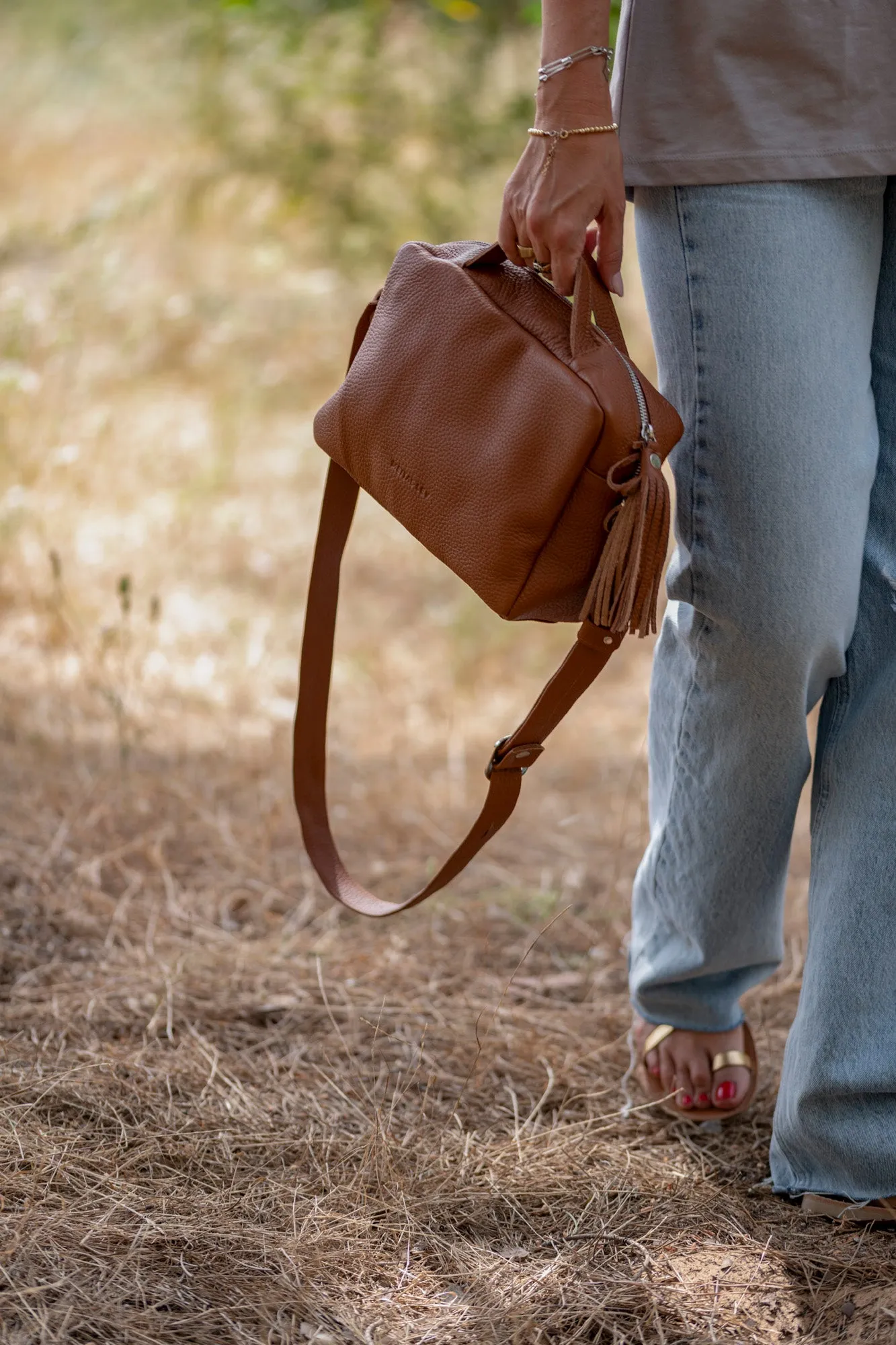 Big Box with handles camel Textured leather