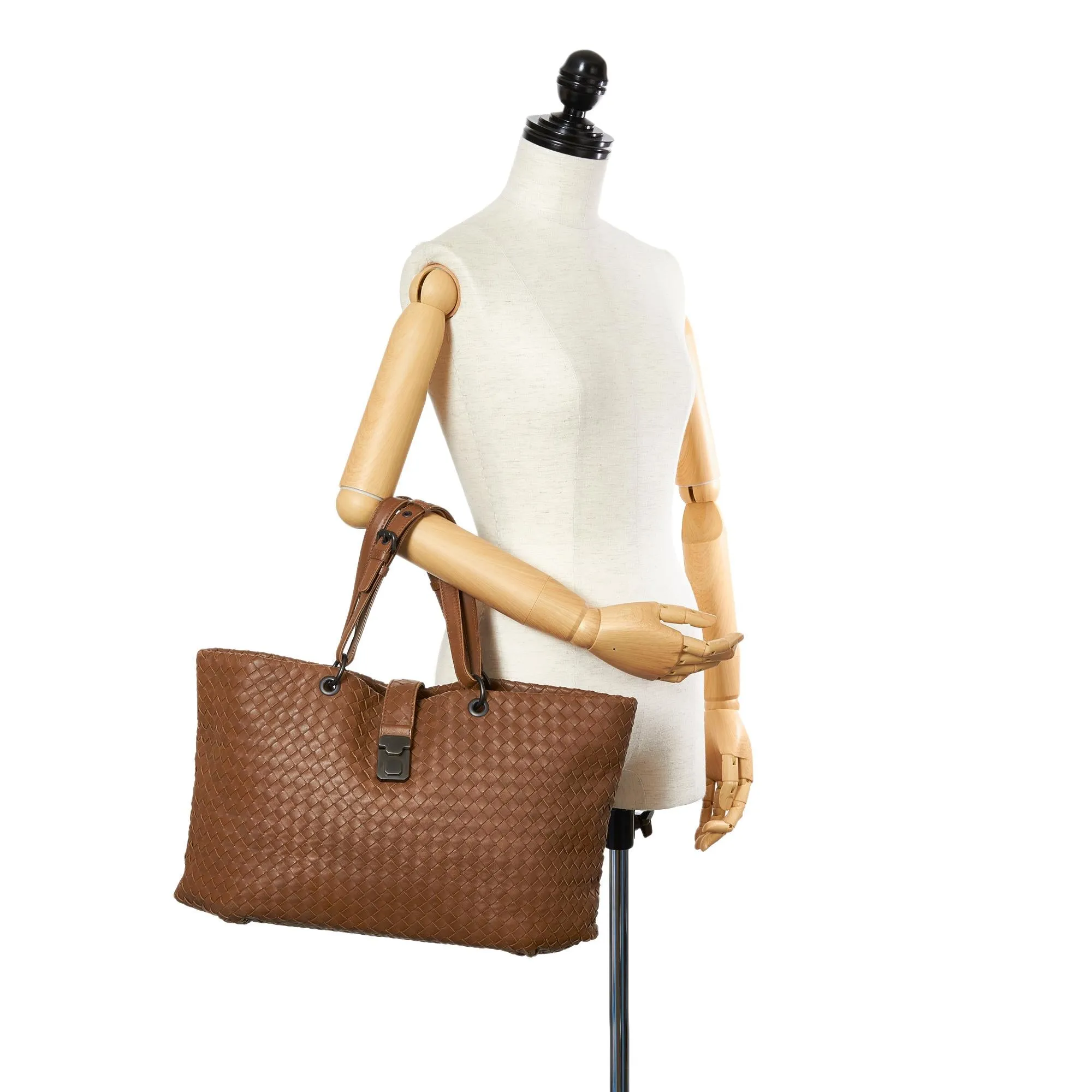 Bottega Veneta Intrecciato Capri Tote Bag (SHG-24594)