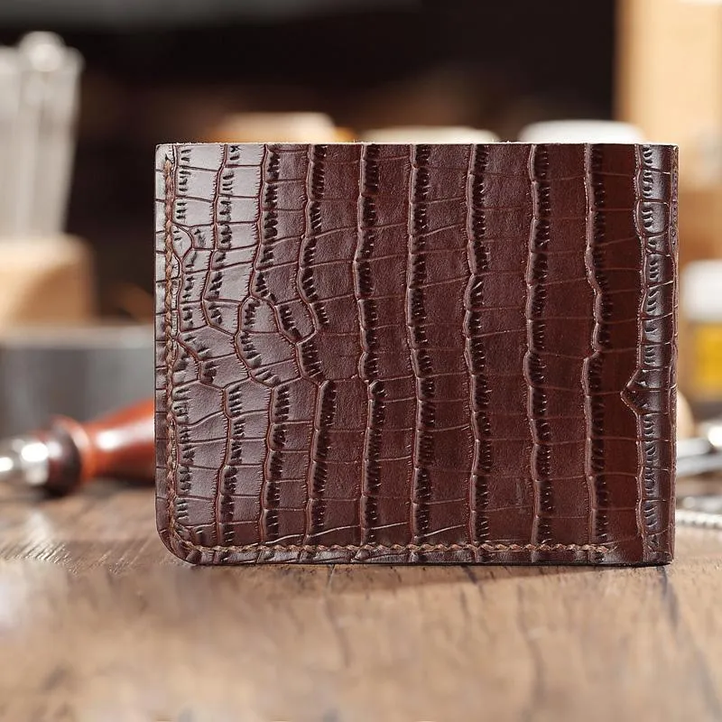 Brown Crocodile Pattern Leather Mens  billfold Wallet Bifold Small Wallet For Men