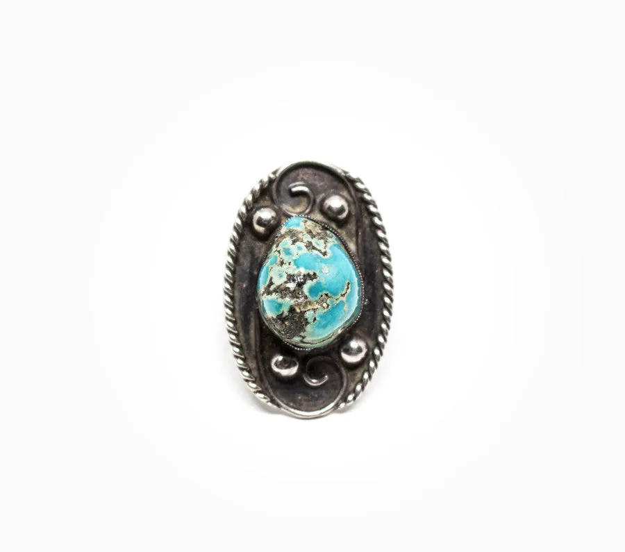 Cosmo Vintage Ring - Vintage Women’s Jewelry