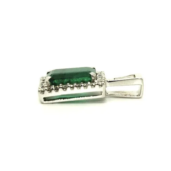 Emerald And Diamond  Halo Pendant Ad No.0534