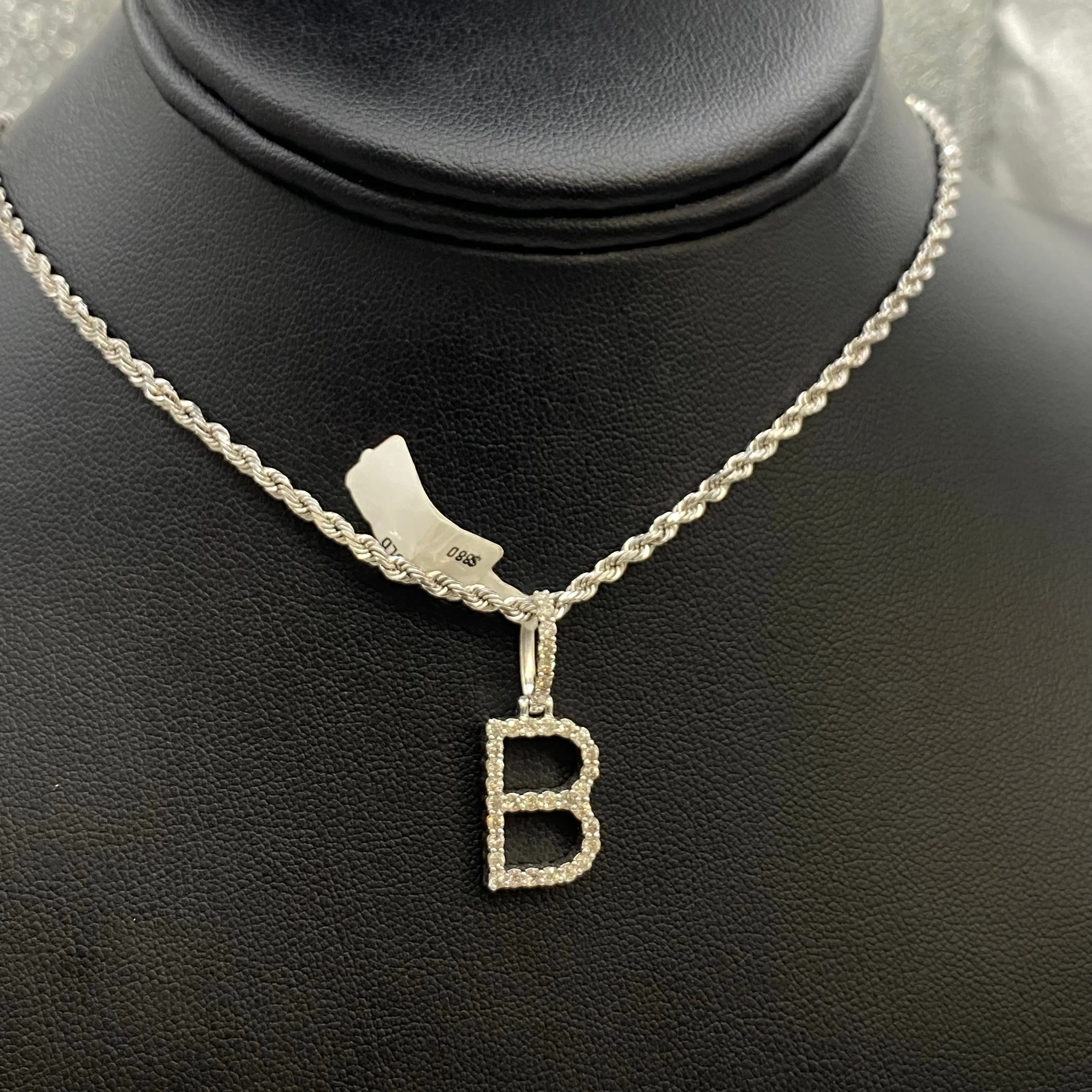 Letter B Pendant 10K White Gold With Diamond / 2.5gr