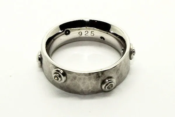 Matte Hammered Diamond Band Ring