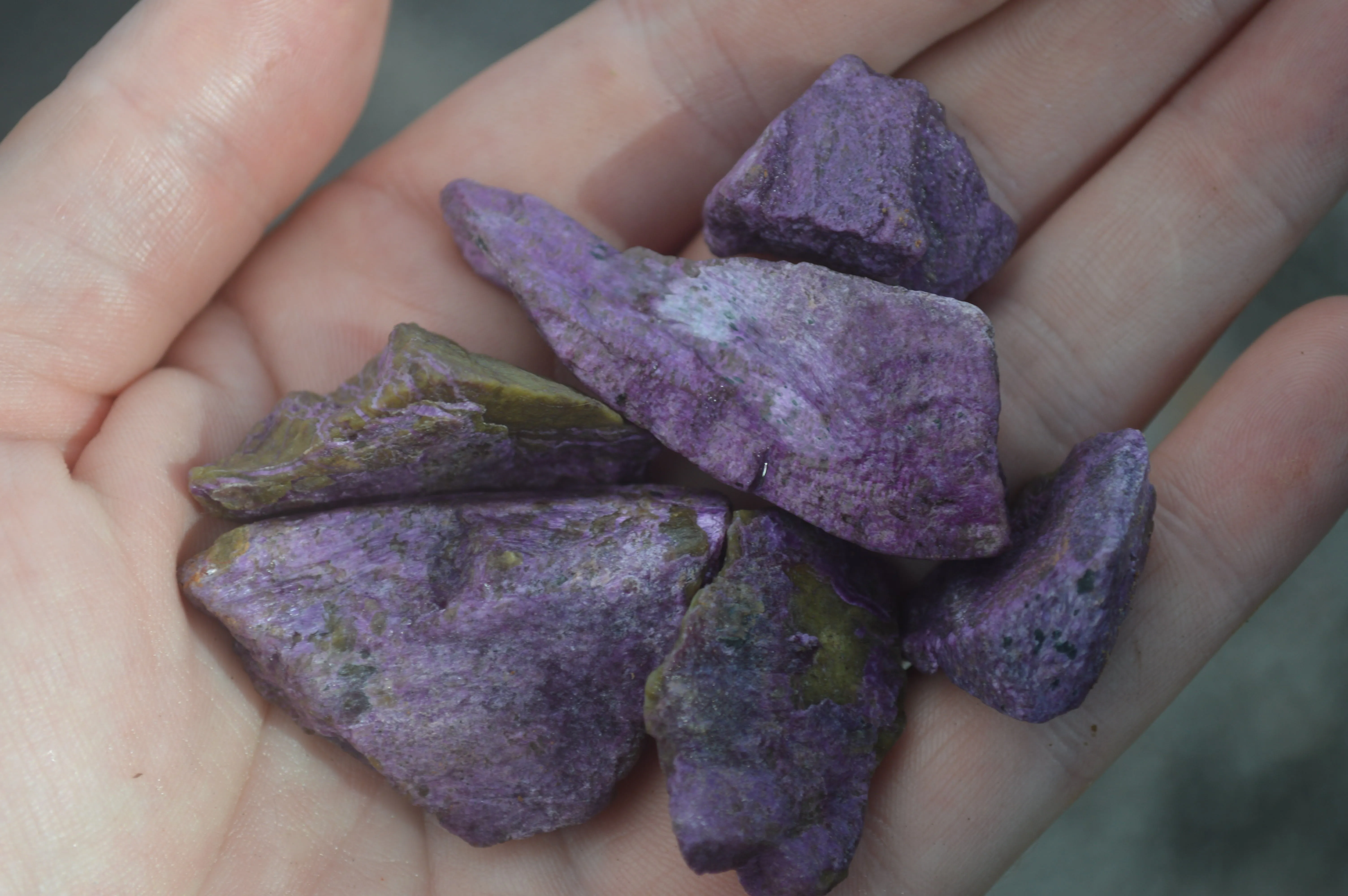 Natural Small Purple Stichtite & Green Serpentine Cobbed Pieces  - Sold per 2 kg (400-600 pieces) - From Barberton, South Africa