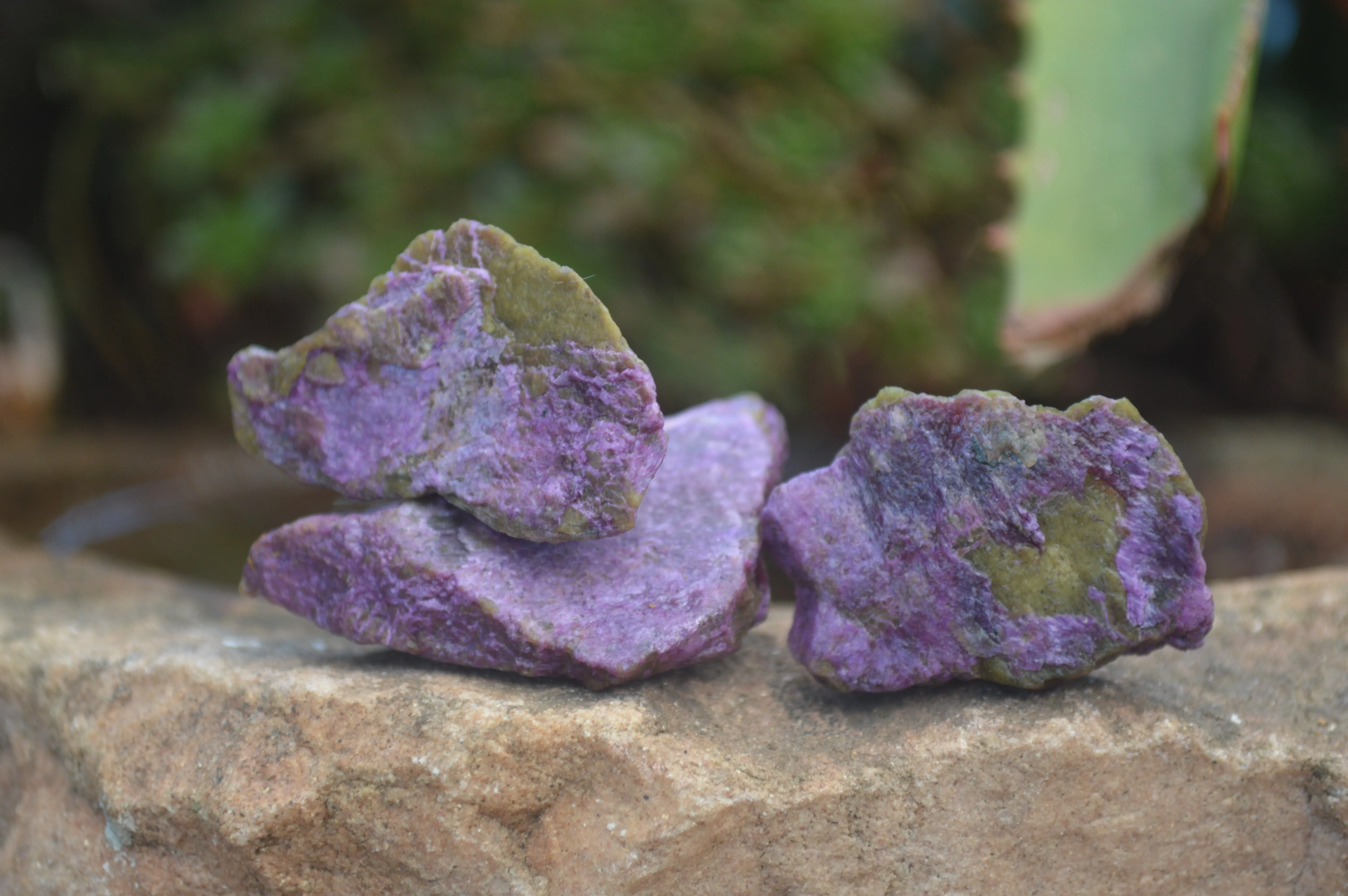 Natural Small Purple Stichtite & Green Serpentine Cobbed Pieces  - Sold per 2 kg (400-600 pieces) - From Barberton, South Africa