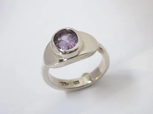 Oval Sterling Silver Ring with Amethyst