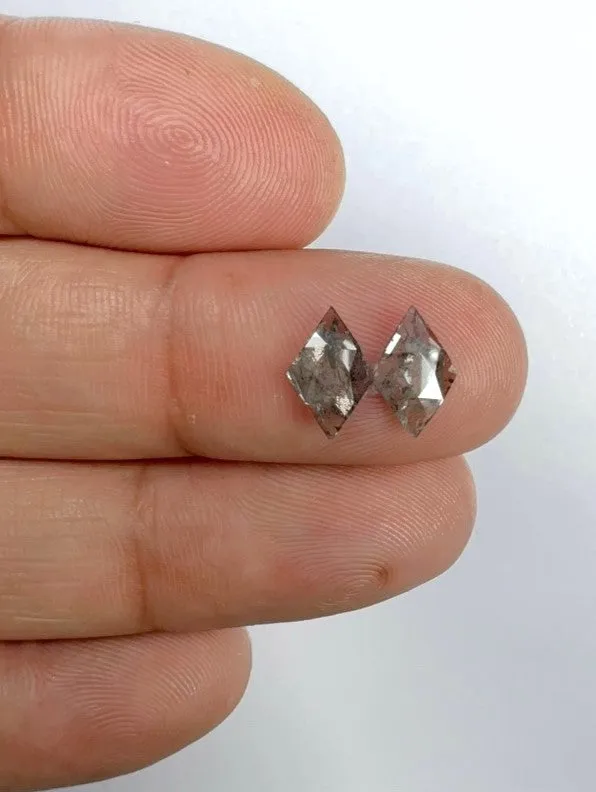 Pair Of Lozenge Shape Salt   Pepper Diamond Checkerboard Rose Cuts  - 1.16cts - 01650