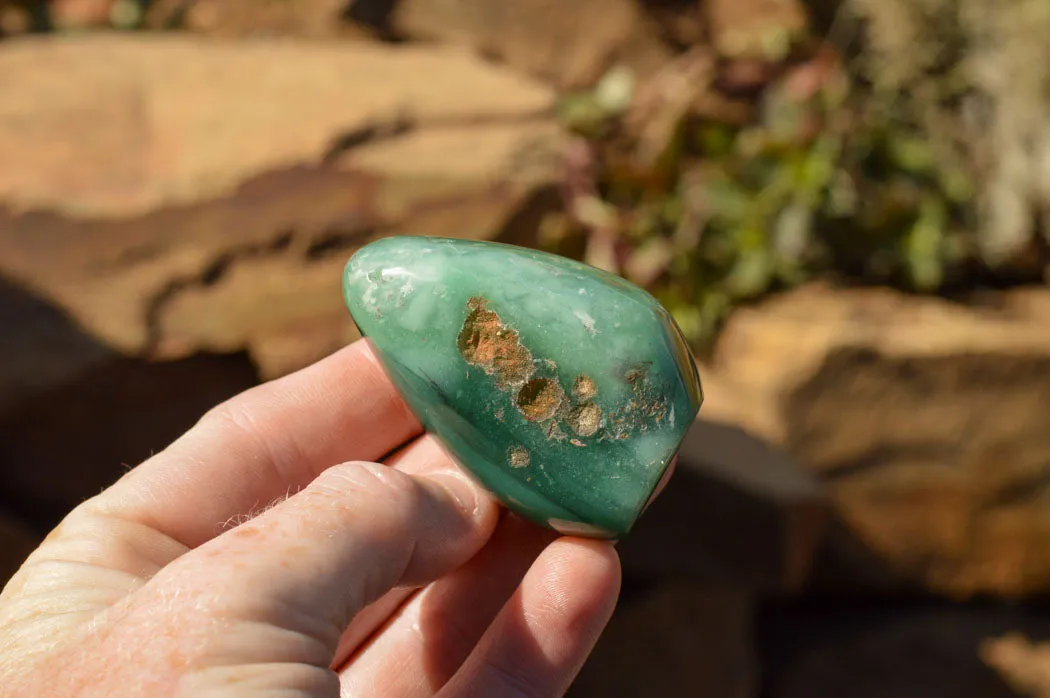 Polished Emerald Mtorolite Galet-Palm Stones x 12 From Mutorashanga, Zimbabwe