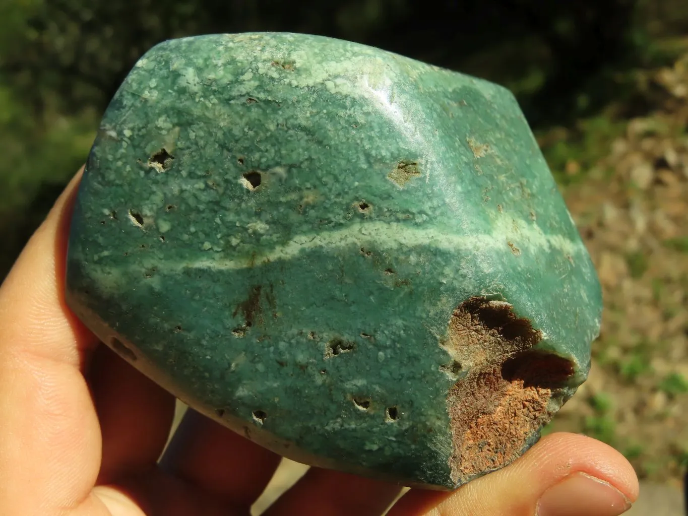 Polished Emerald Mtorolite Galet-Palm Stones x 3 From Mutorashanga, Zimbabwe