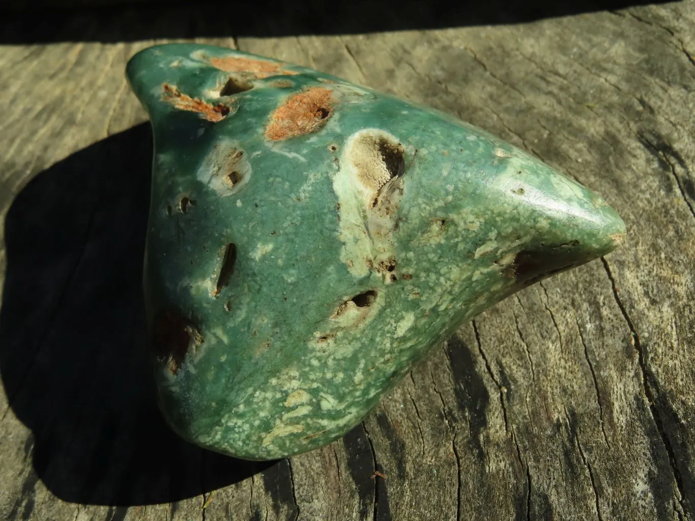 Polished Emerald Mtorolite Galet-Palm Stones x 3 From Mutorashanga, Zimbabwe