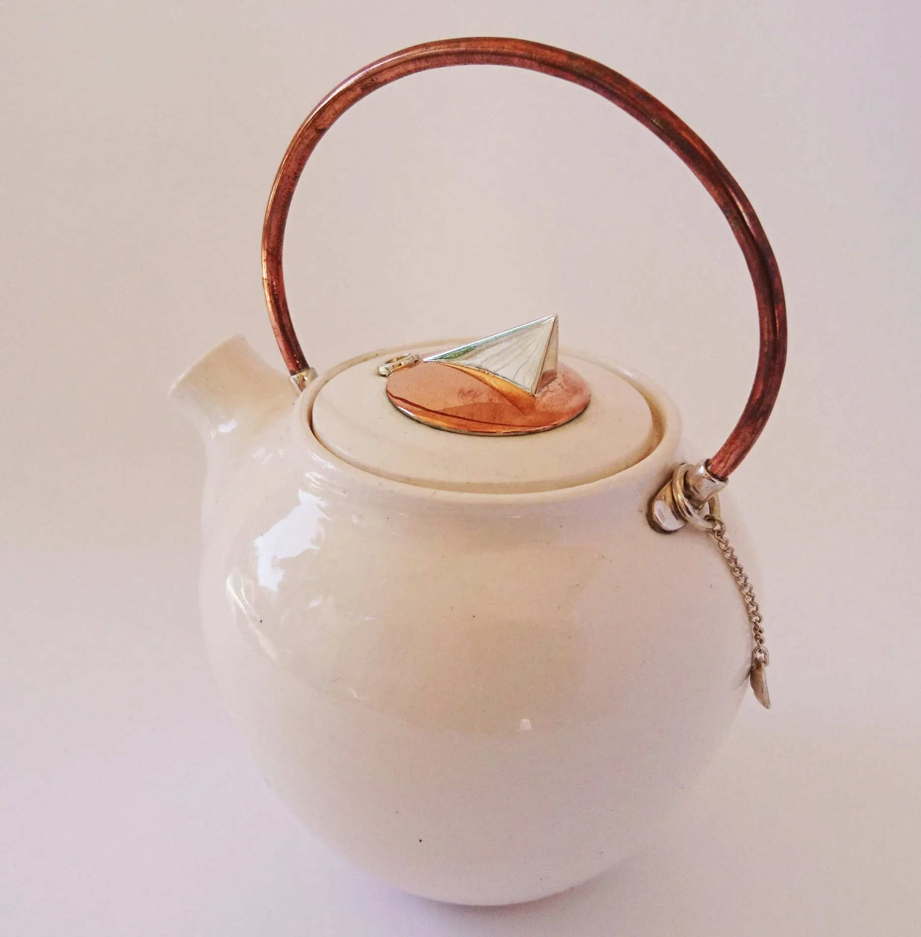 Porcelain & Copper Teapot High Tech