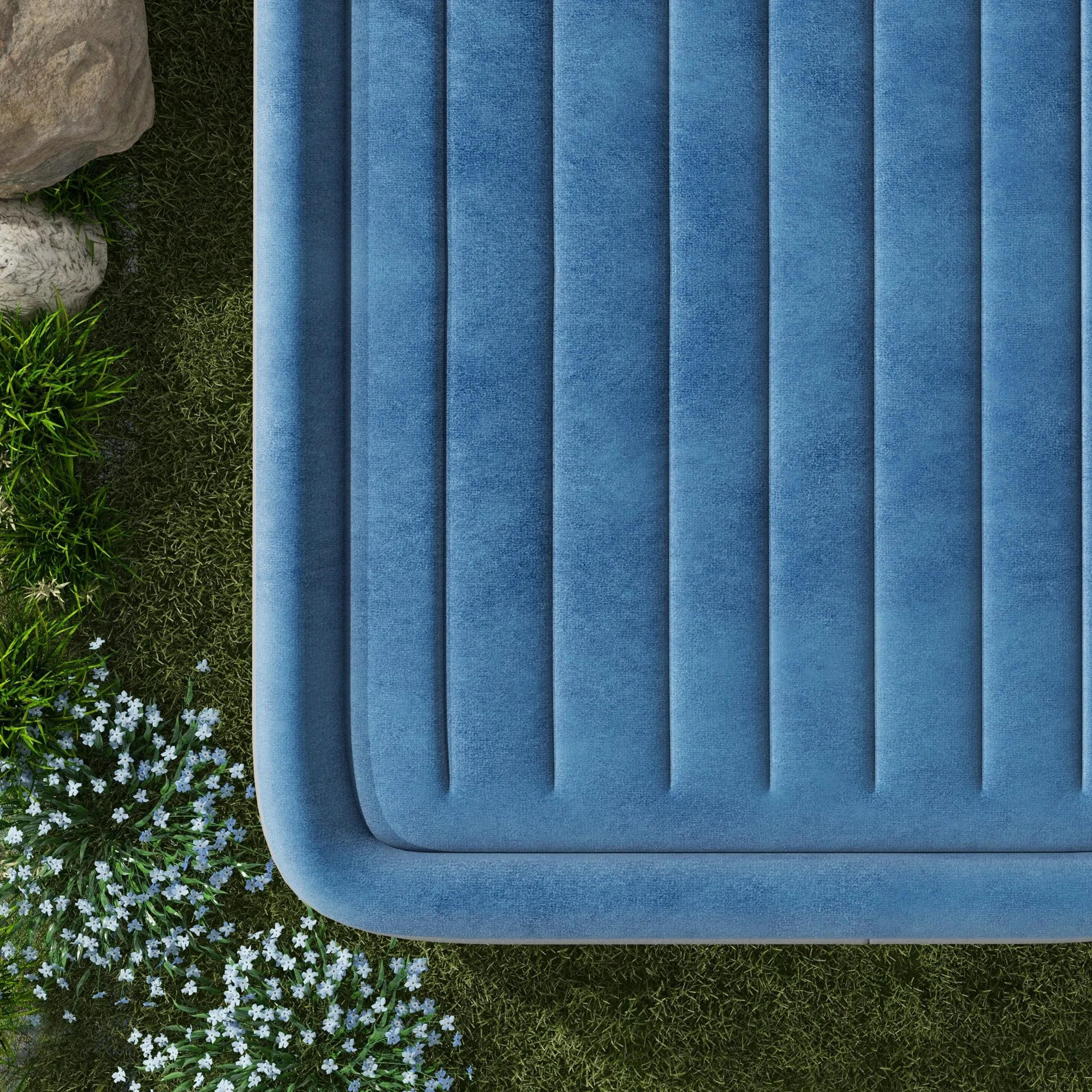 Queen-Size Inflatable Mattress, with Built-In Electric Pump and Bag