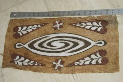 Rare Tapa Kapa Bark Cloth (Called Kapa in Hawaii), from Lake Sentani, Irian Jaya, Papua New Guinea. Hand painted by a Tribal Artist with natural pigments, Abstract Geometric Stylized leaves & flowers Motifs 21,5"x10" No 21