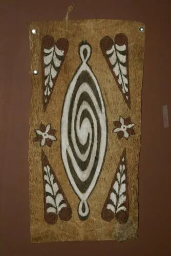 Rare Tapa Kapa Bark Cloth (Called Kapa in Hawaii), from Lake Sentani, Irian Jaya, Papua New Guinea. Hand painted by a Tribal Artist with natural pigments, Abstract Geometric Stylized leaves & flowers Motifs 21,5"x10" No 21