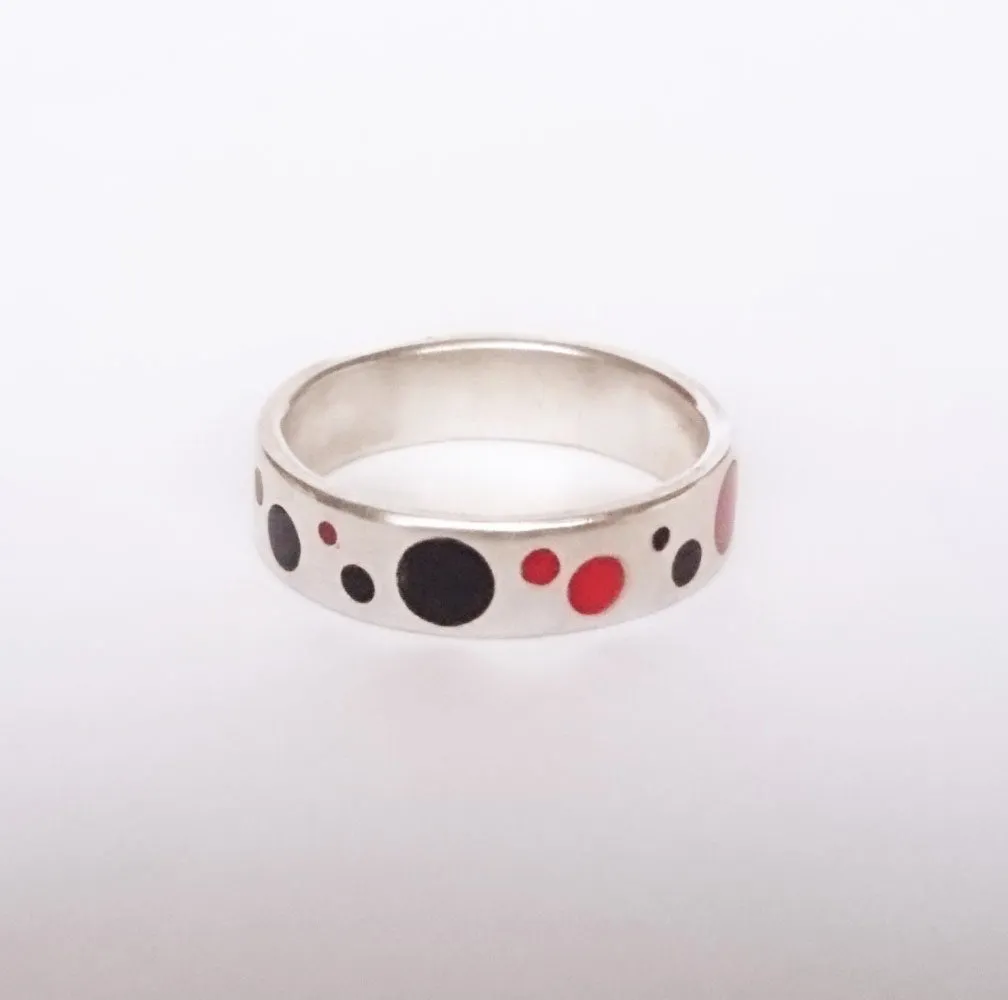 Resin Ring with Spots in Sterling Silver