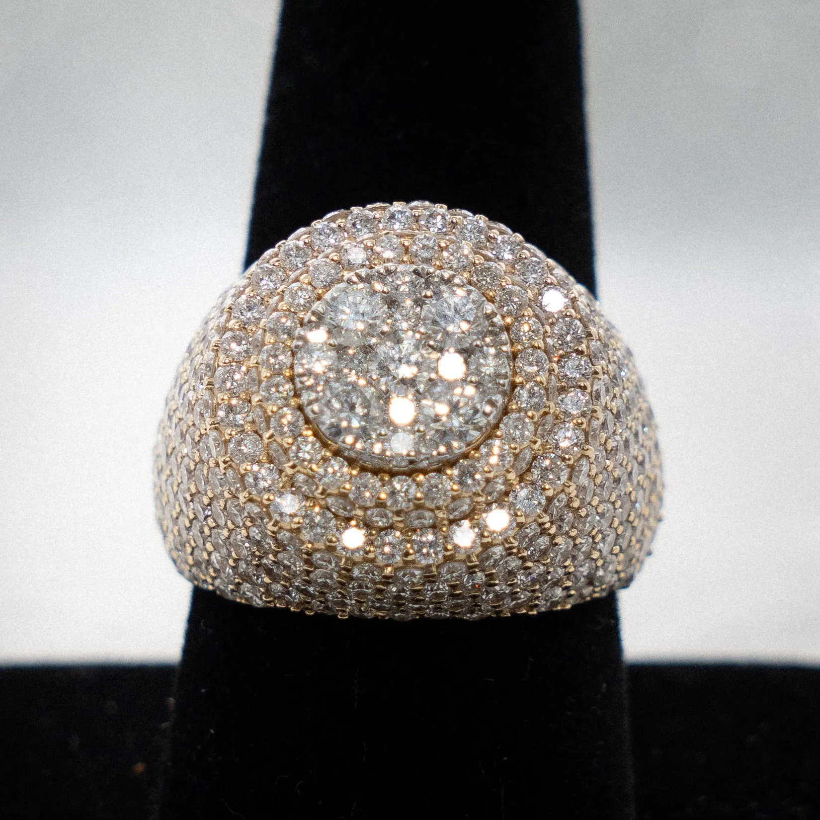 Round Diamonds Ring 14K Yellow Gold 6,75ct / 16.9gr / Size 10