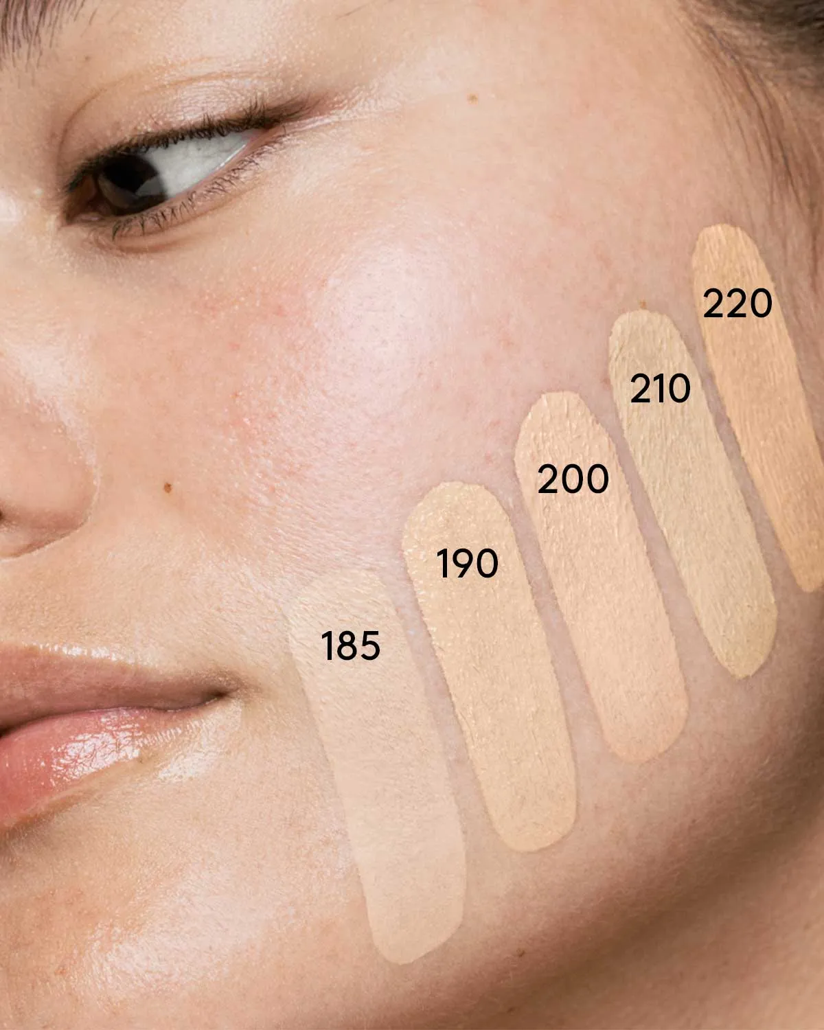 Soft'lit Naturally Luminous Longwear Foundation — 185