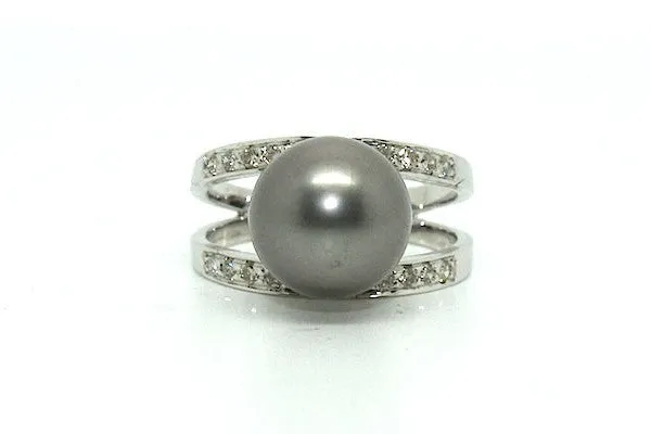 Tahition Pearl & Diamond Parallel Ring Ad No. 0879