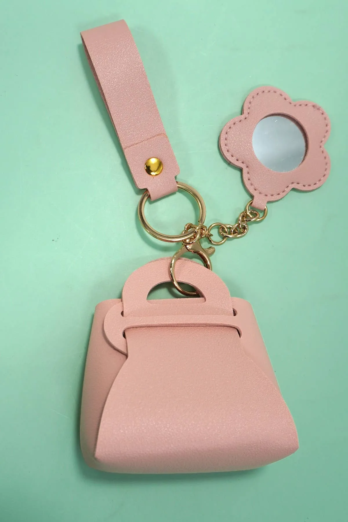 TRENDING VEGAN LEATHER PURSE BAG CHARM KEYCHAIN | 40KC124