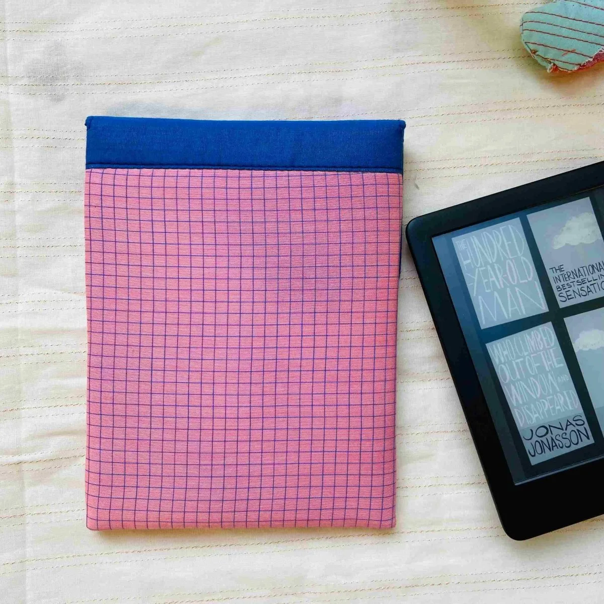 Unique Kindle Sleeve- Pink with checkers