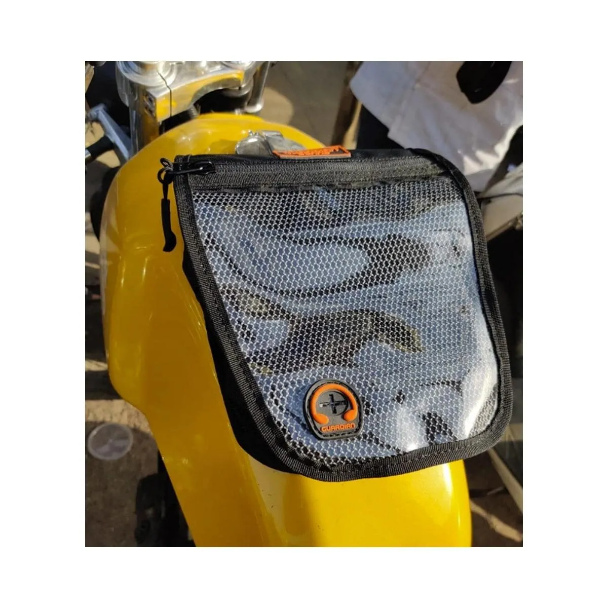 Wolverine Magnetic Tank Pouch with Rain Cover and Sling Strap