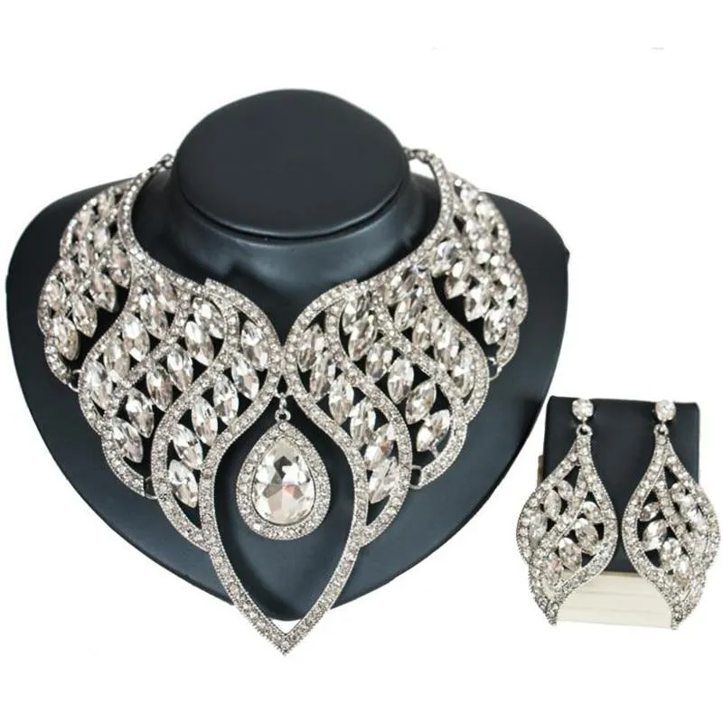 Women Luxury Fashion Waterdrop Crystal Necklace Earrings Set